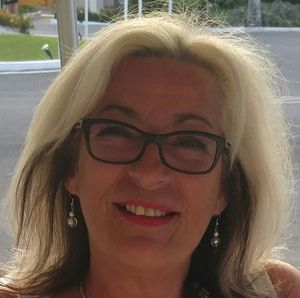 Meet your Posher, Marie-josee